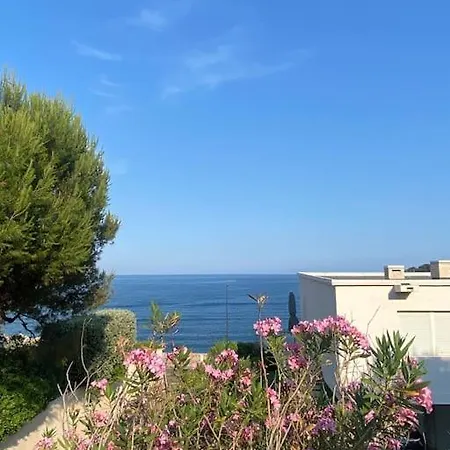 빌라 Cap D Contemporaine Pied Dans L Eau *